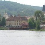 Povodňová situace si vyžádala vyhlášení stavu nebezpečí v několika krajích a velkou vodu čeká i Praha