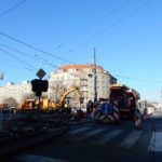 Oprava tramvajové tratě komplikuje provoz u pražské  křižovatky Balabenka